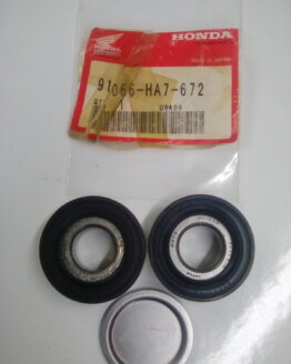 Honda Tapered Roller Bearing 17x40x13.25, Koyo 91066-HA7-672