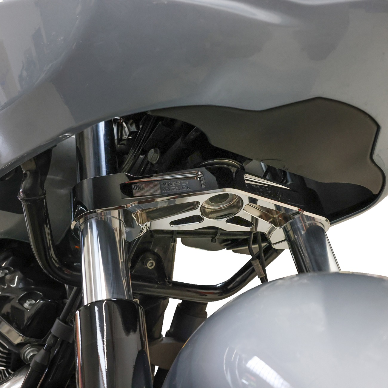 Thrashin Supply Bottom Triple Tree Chrome For 2024 Harley FLTRX Road Glide - Image 3