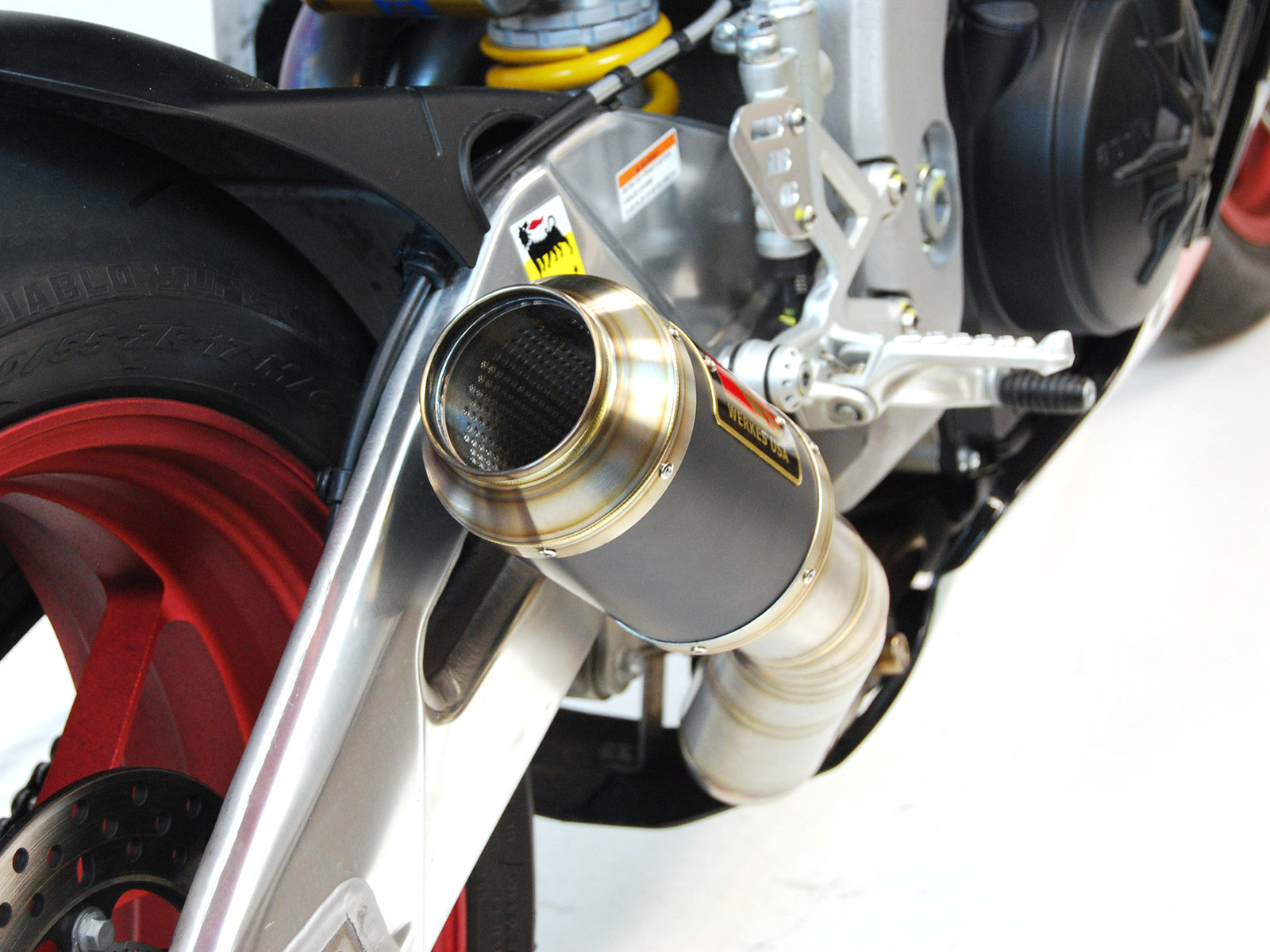 Black Center GP Race Slip On Exhaust - Image 4