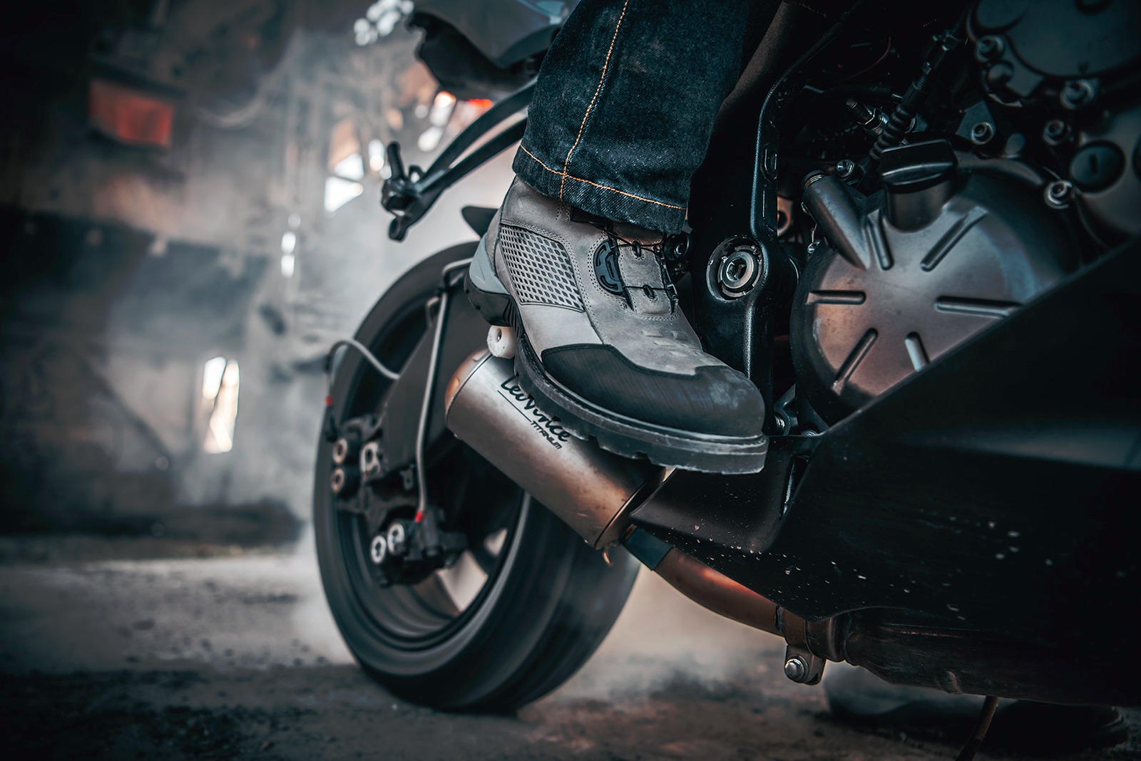 Gray Stormhawk Boots - Size 14 - Image 6